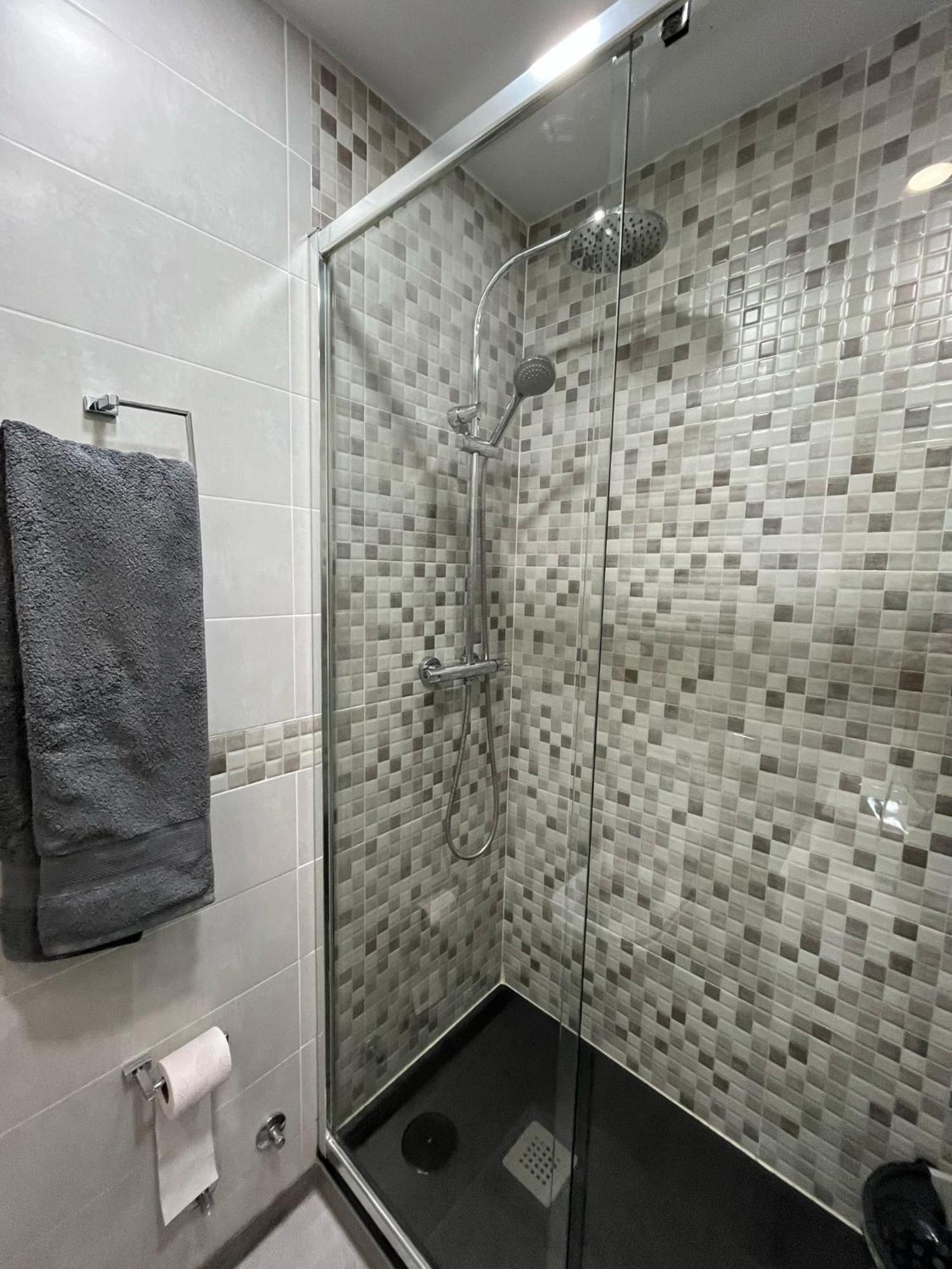 Nicoletta Apartment Madrid Bagian luar foto
